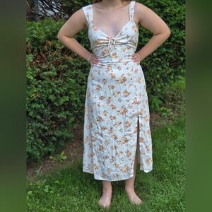 Abercrombie & Fitch‎ Floral White Midi Dress